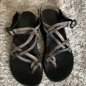 Women’s Chacos size 9